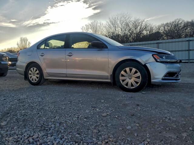 Volkswagen Jetta S Image 6