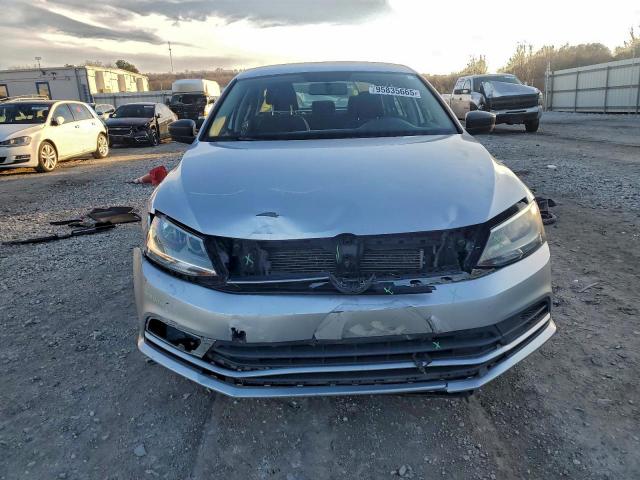 Volkswagen Jetta S Image 12