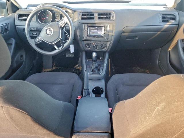 Volkswagen Jetta S Image 10