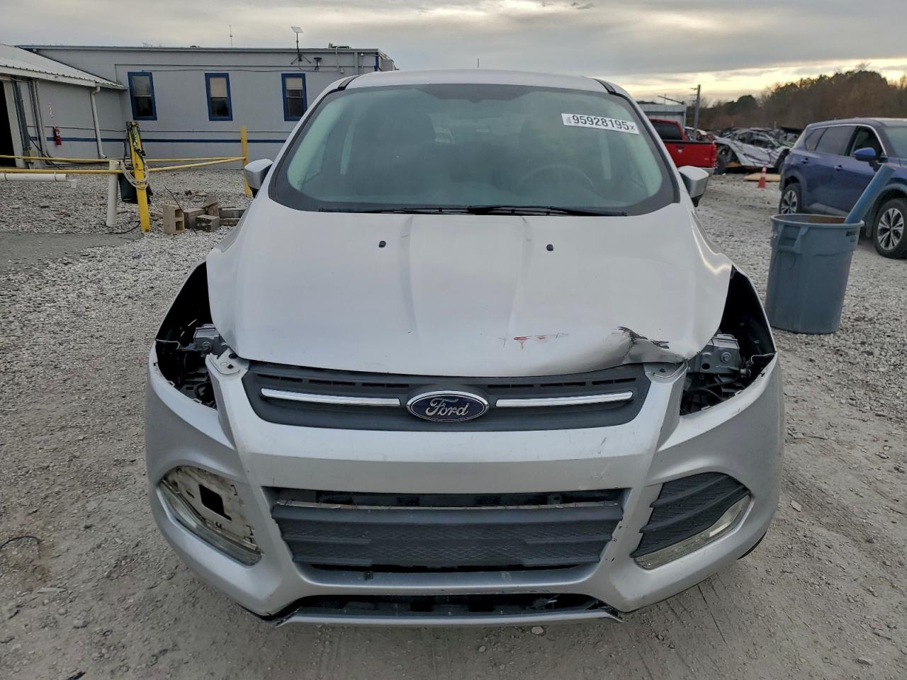 Ford Escape Se Image 3