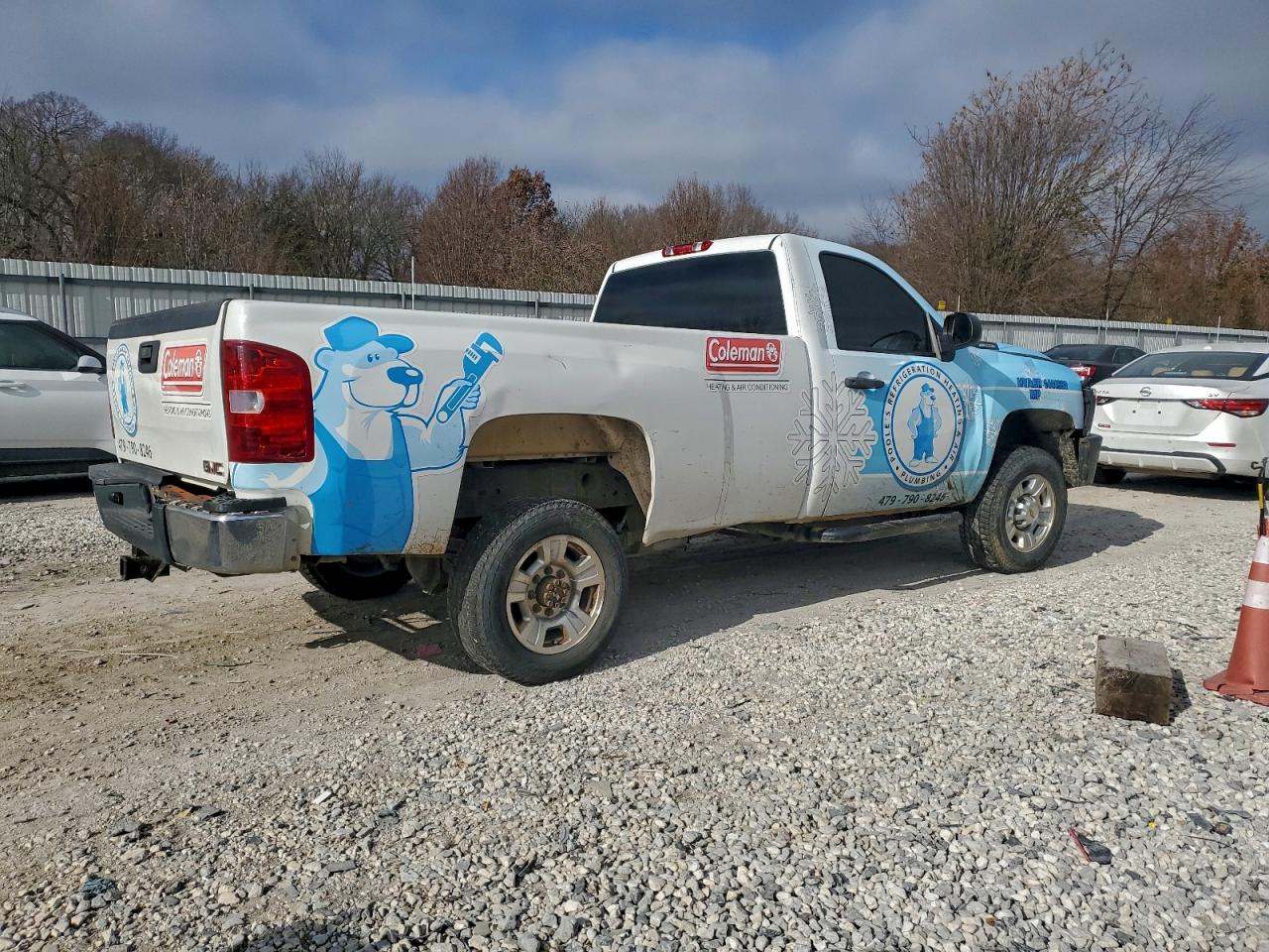 Chevrolet Silverado K2500 Heavy Duty Image 6