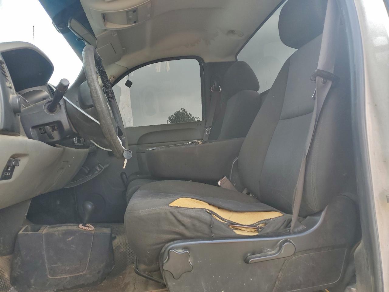 Chevrolet Silverado K2500 Heavy Duty Image 7