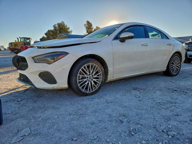  Salvage Mercedes-Benz Cla-class