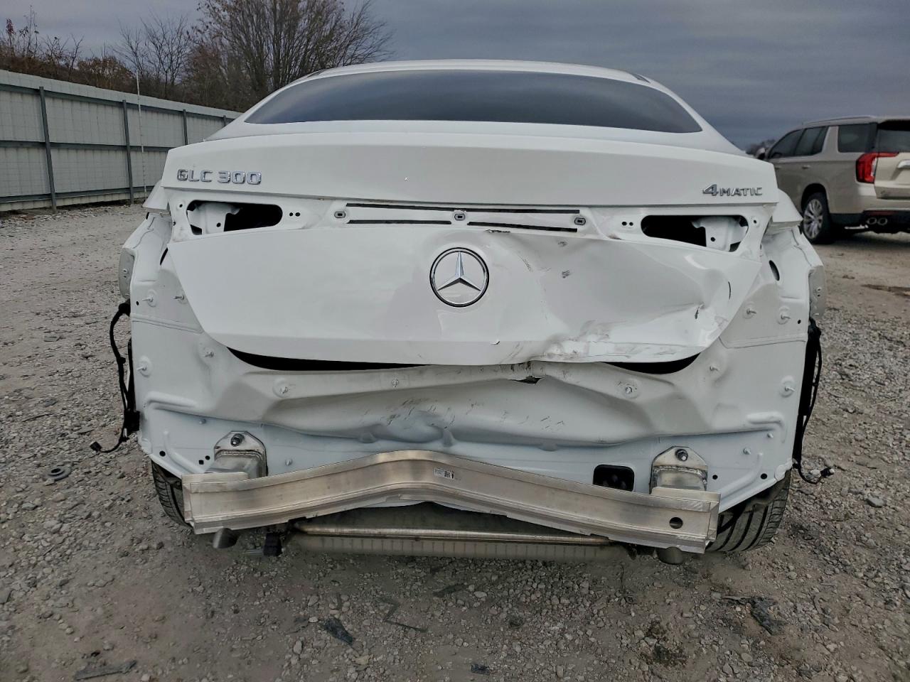 Mercedes-Benz GLC 300 4matic Image 7