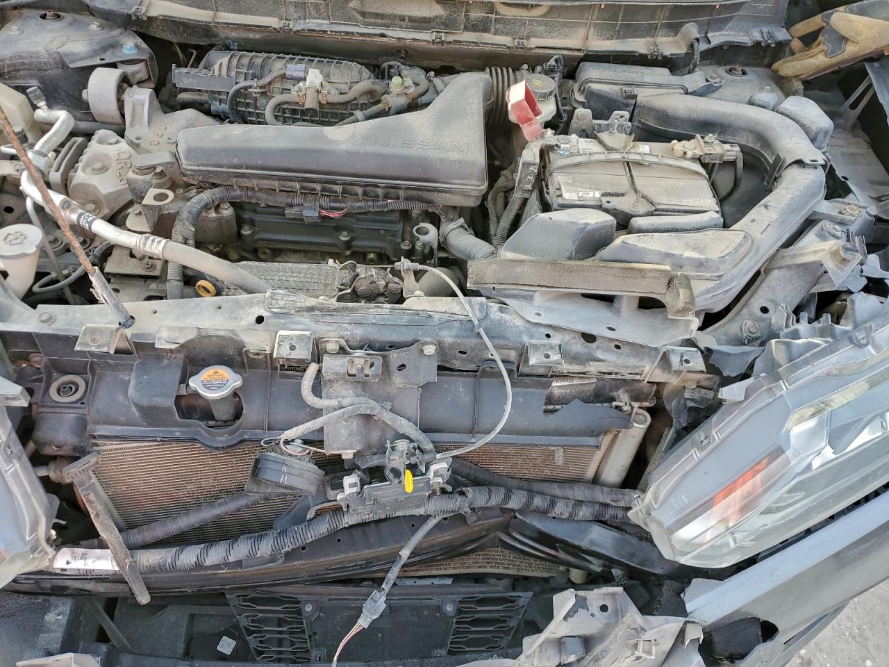 Nissan Rogue S Image 12