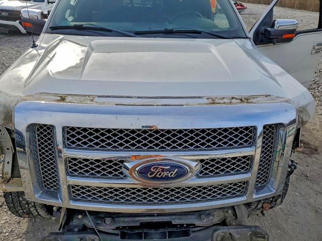 Ford F-150 Supercrew Image 10