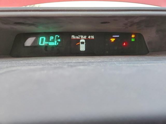 Toyota Prius Image 12