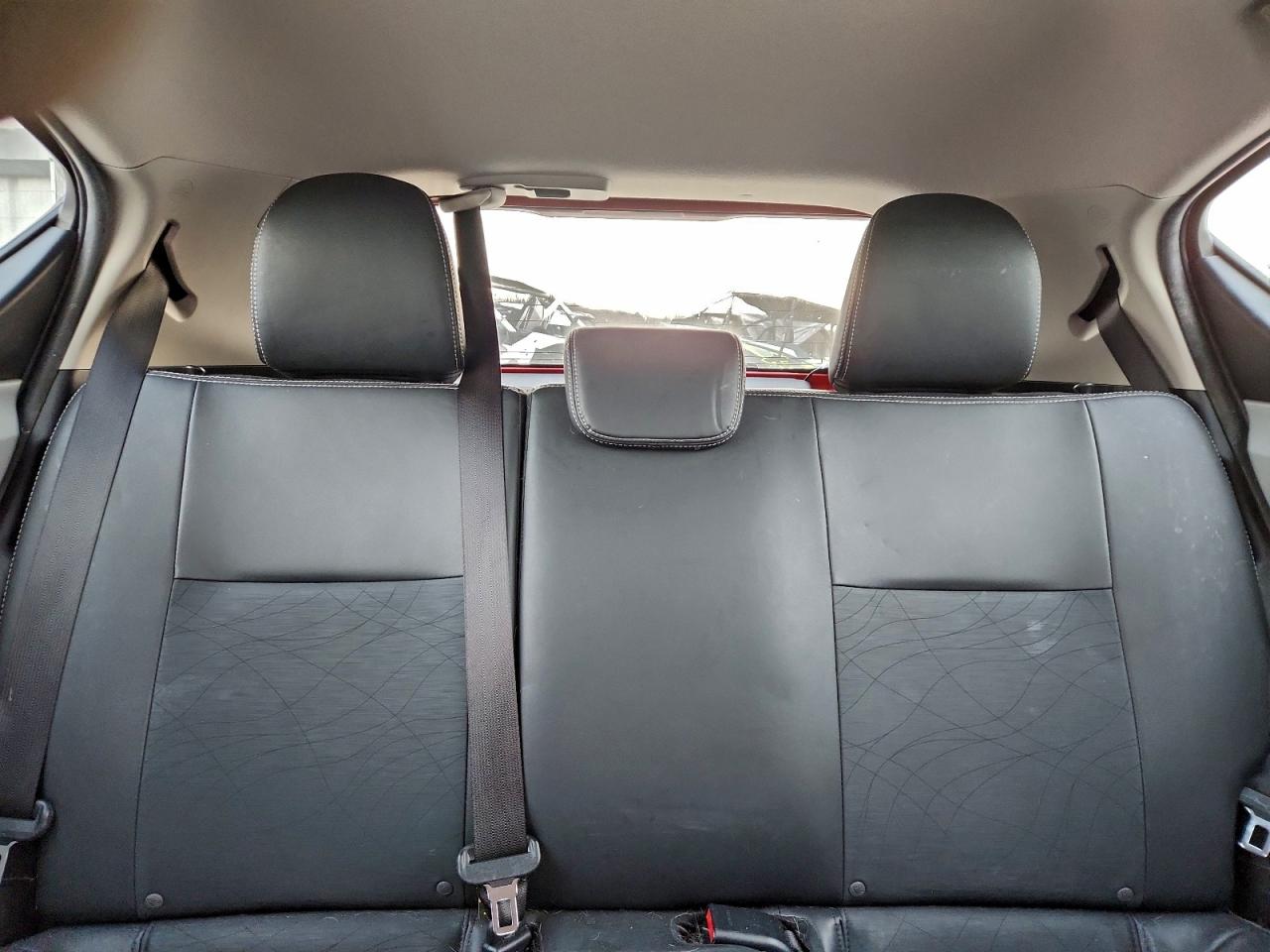 Toyota Prius Image 8