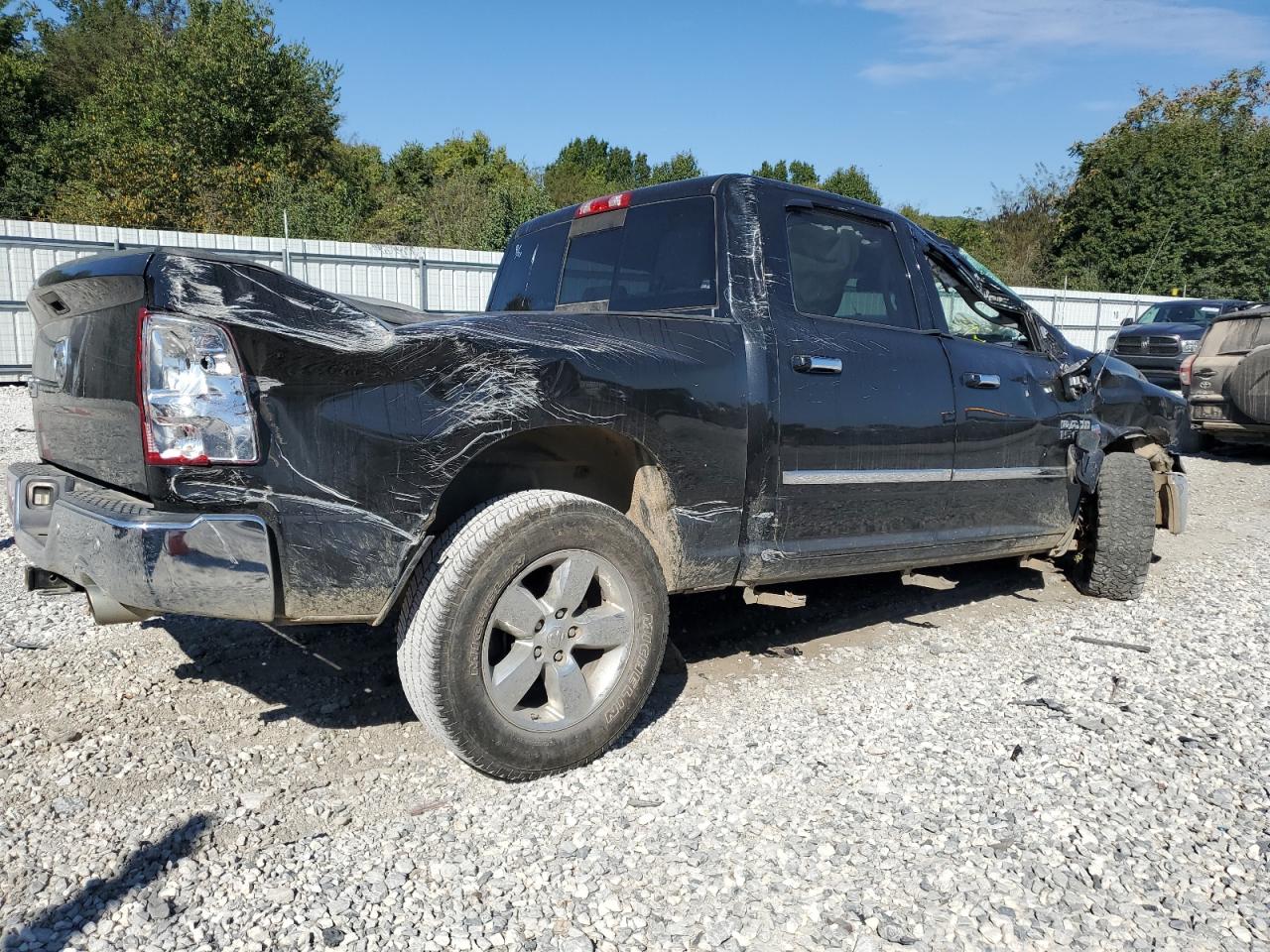 Ram 1500 Slt Image 2