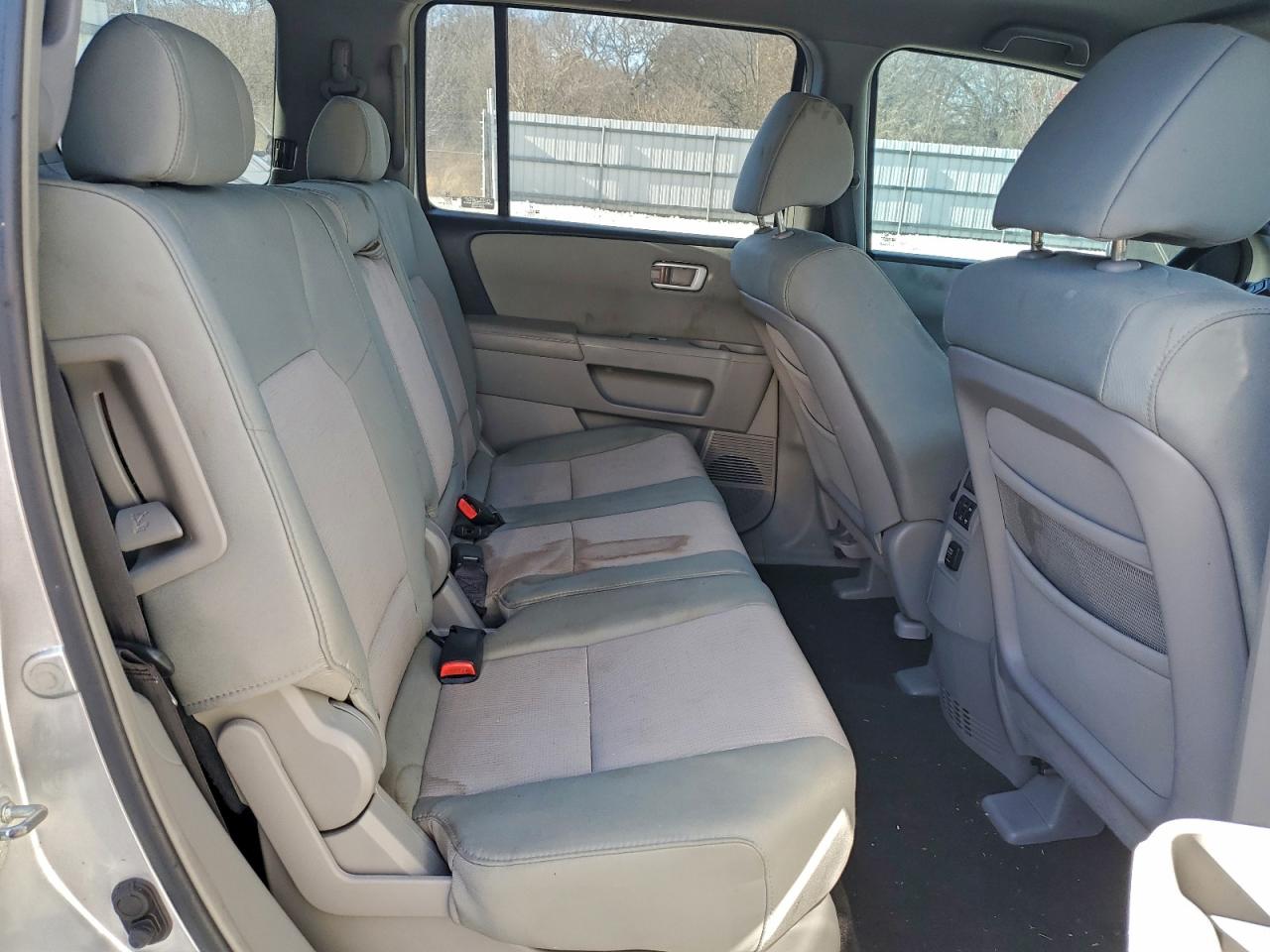 Honda Pilot Ex Image 9