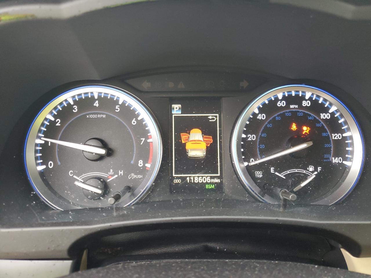 Toyota Highlander Se Image 8