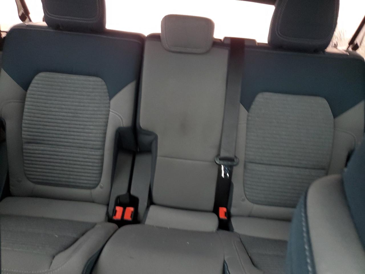 Ford Bronco Base Image 10