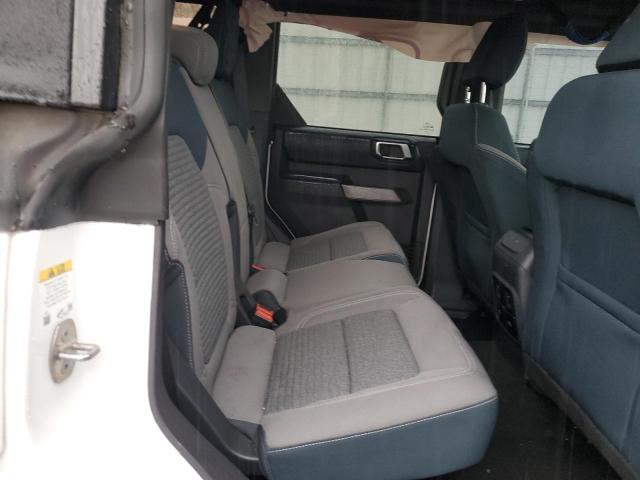 Ford Bronco Base Image 13