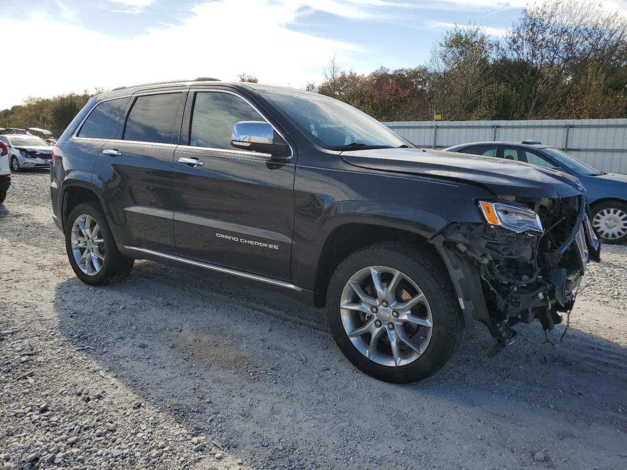 Jeep Grand Cherokee Summit Image 14