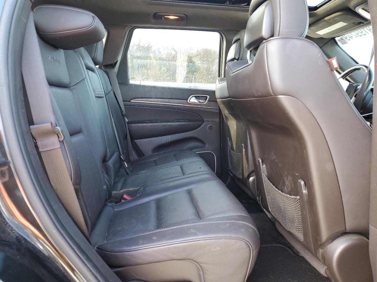 Jeep Grand Cherokee Summit Image 12