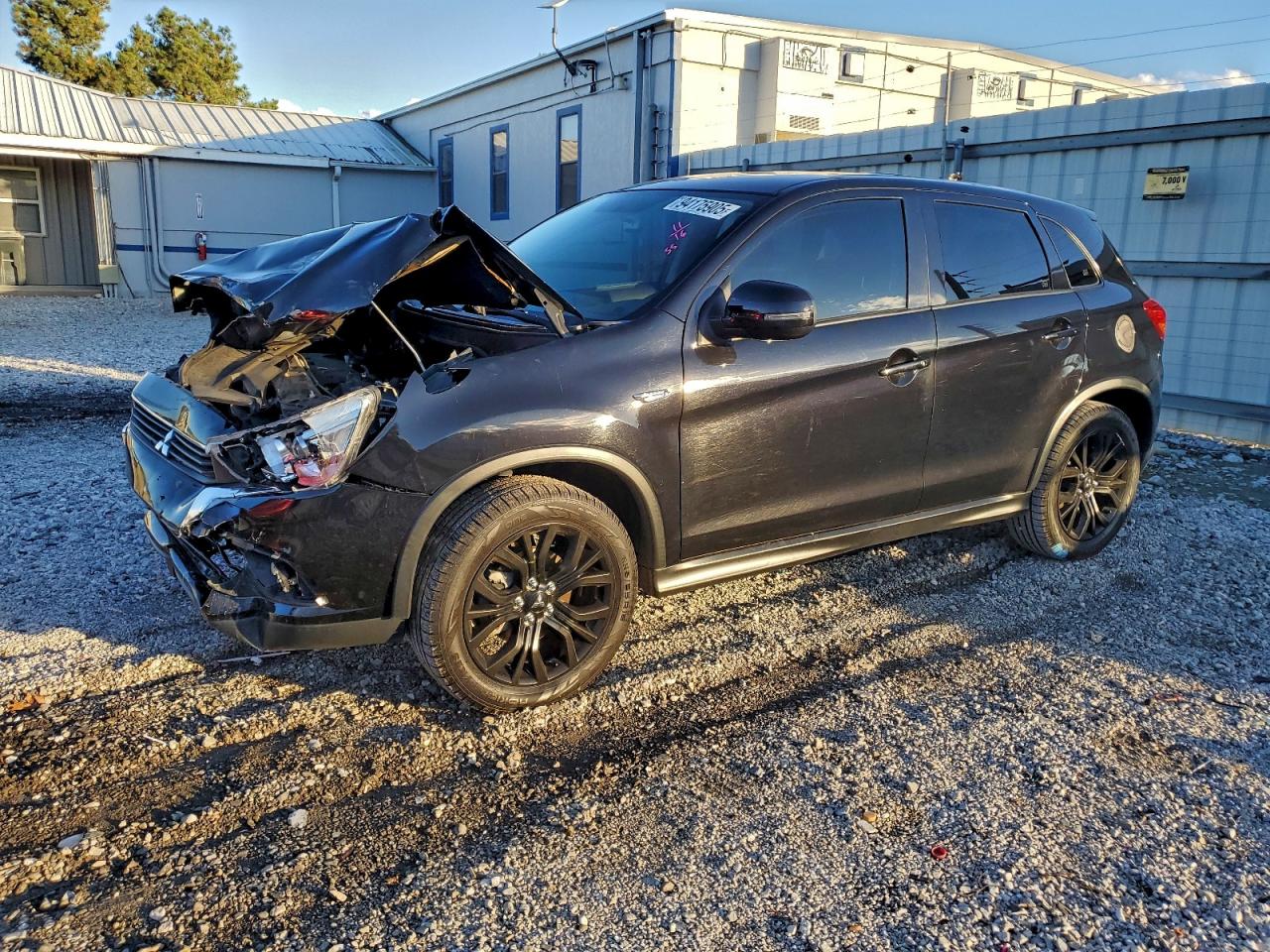 Mitsubishi Outlander Es Image 1