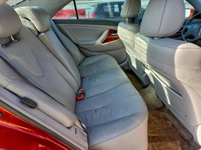 Toyota Camry Se Image 7