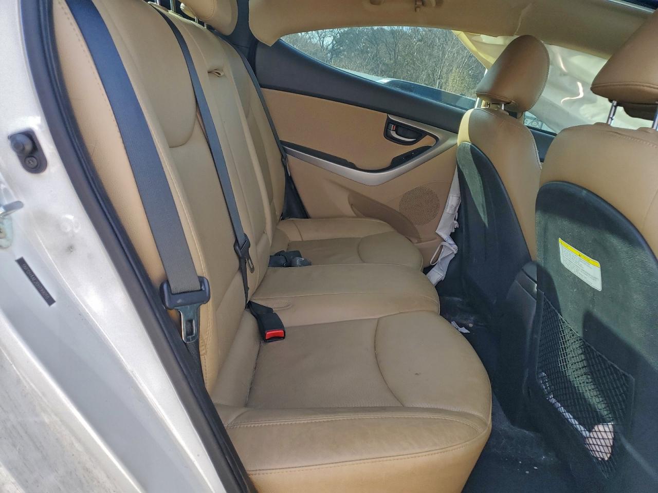 Hyundai ELANTRA Gls Image 7