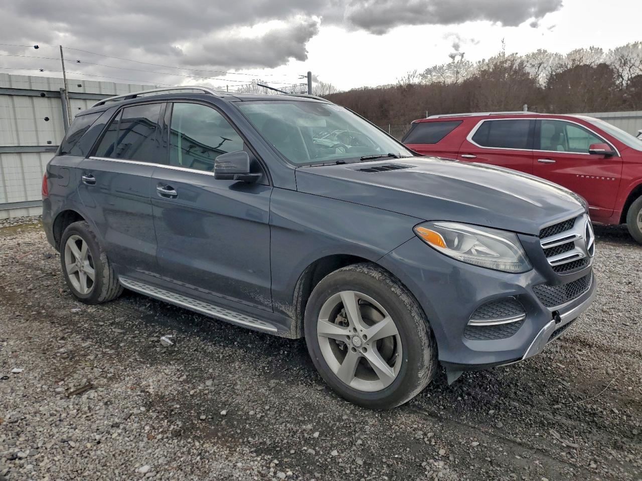 Mercedes-Benz GLE 300d 4matic Image 13