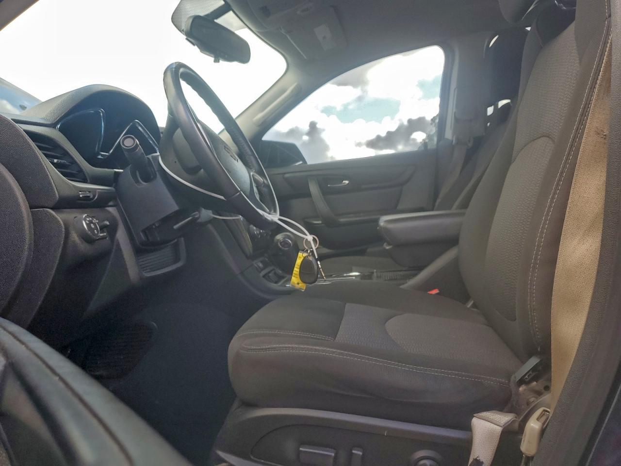 Chevrolet Traverse Lt Image 13