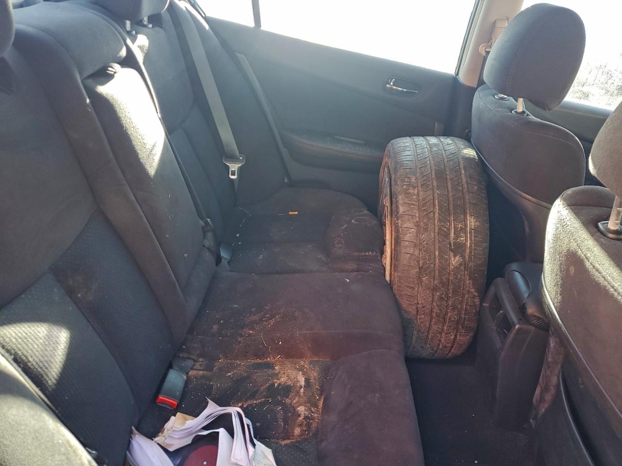 Nissan Maxima S Image 12