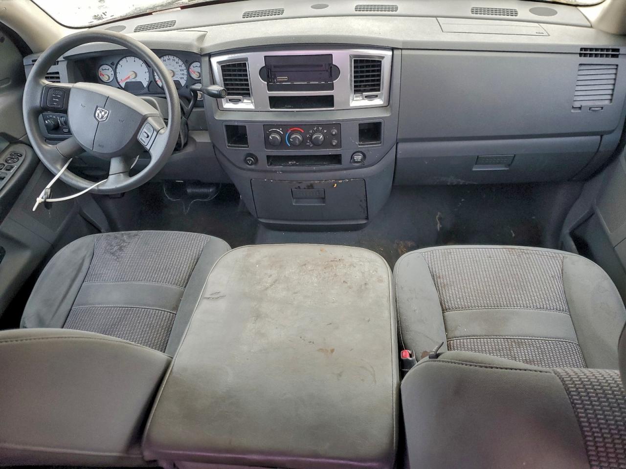 Dodge Ram 1500 St Image 9