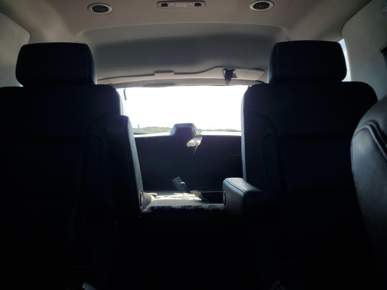 Chevrolet Tahoe K1500 Premier Image 8