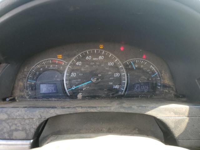 Toyota Camry Base Image 9