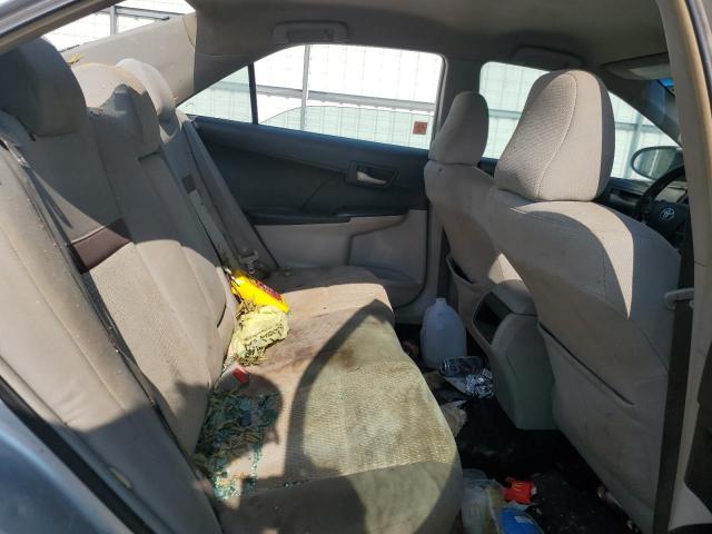 Toyota Camry Base Image 12