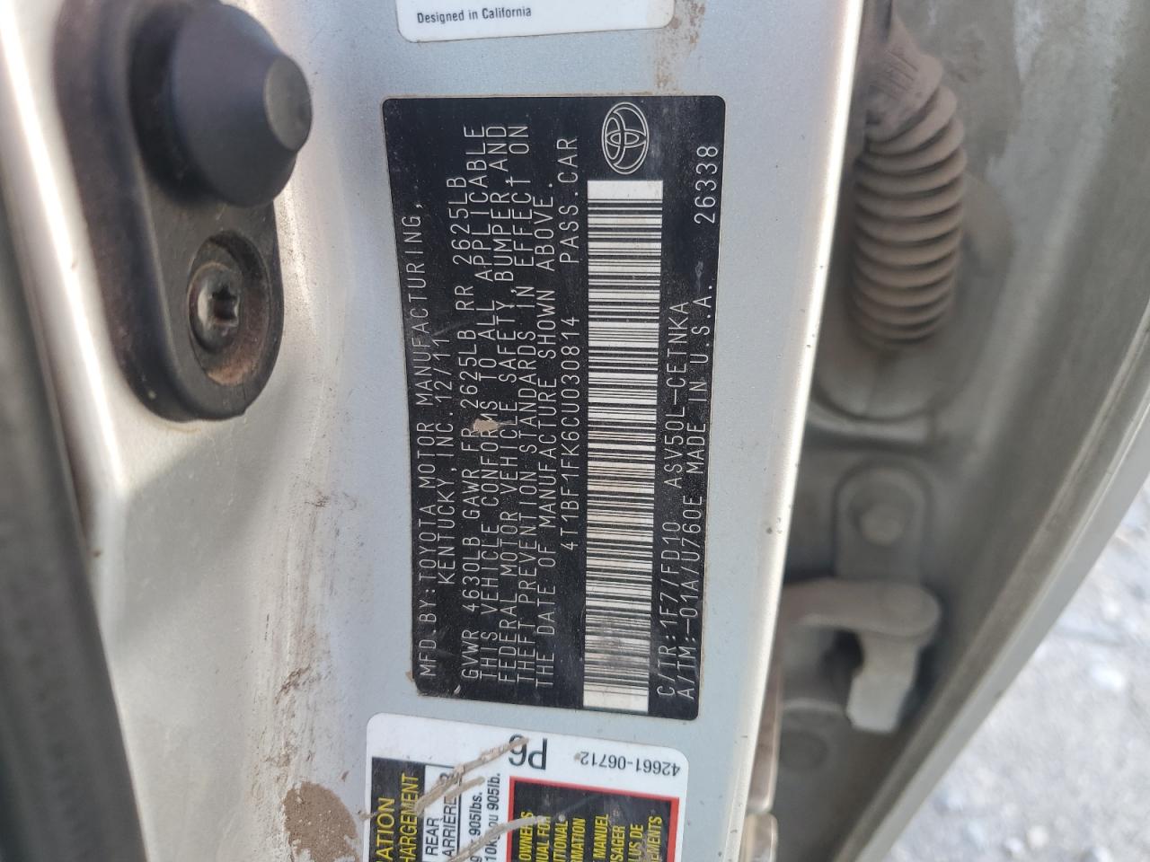 Toyota Camry Base Image 10