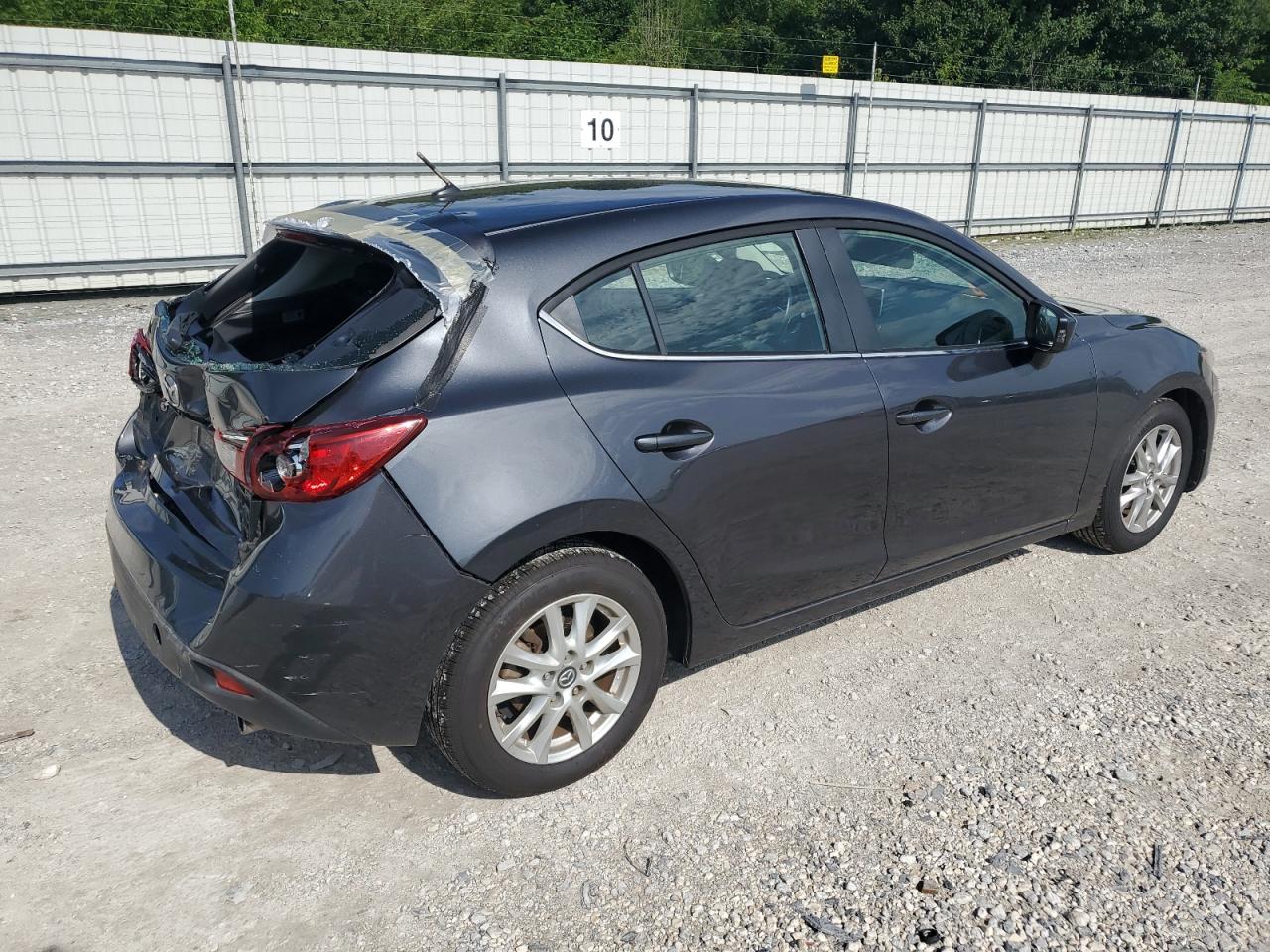 Mazda 3 Touring Image 5