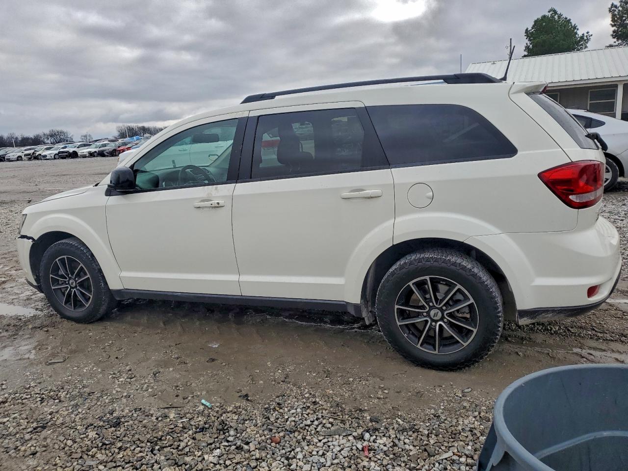 Dodge Journey Sxt Image 2