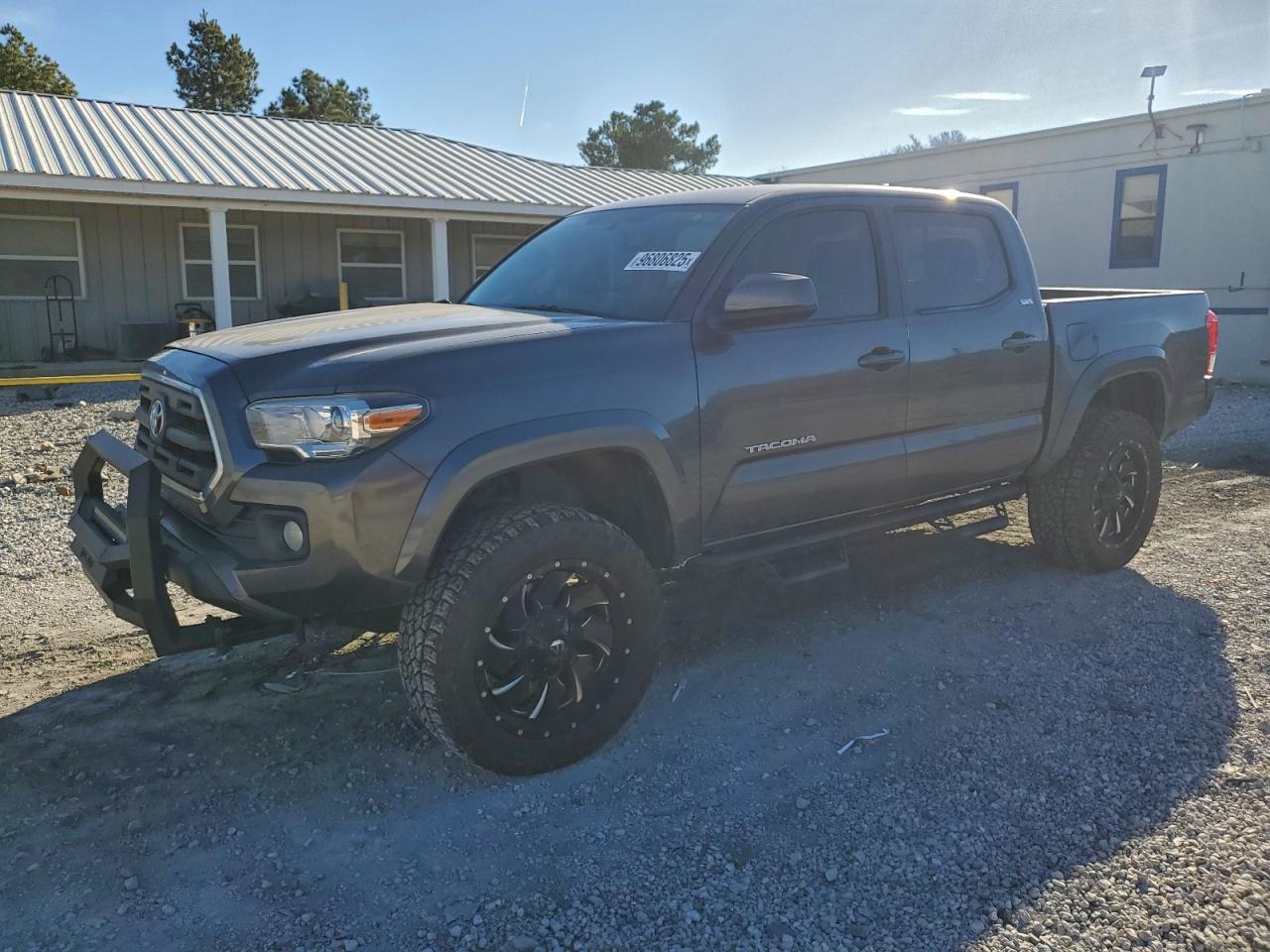 Toyota Tacoma Double Cab Image 1