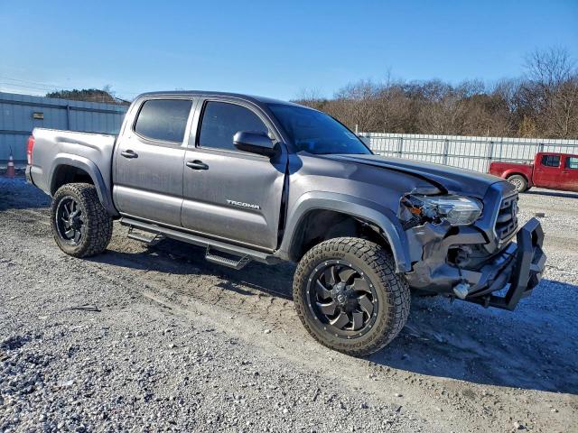 Toyota Tacoma Double Cab Image 5