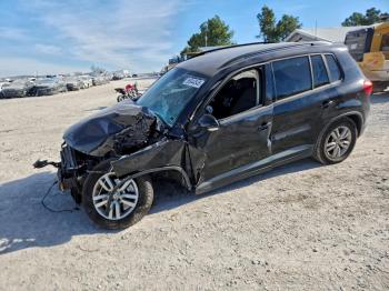  Salvage Volkswagen Tiguan