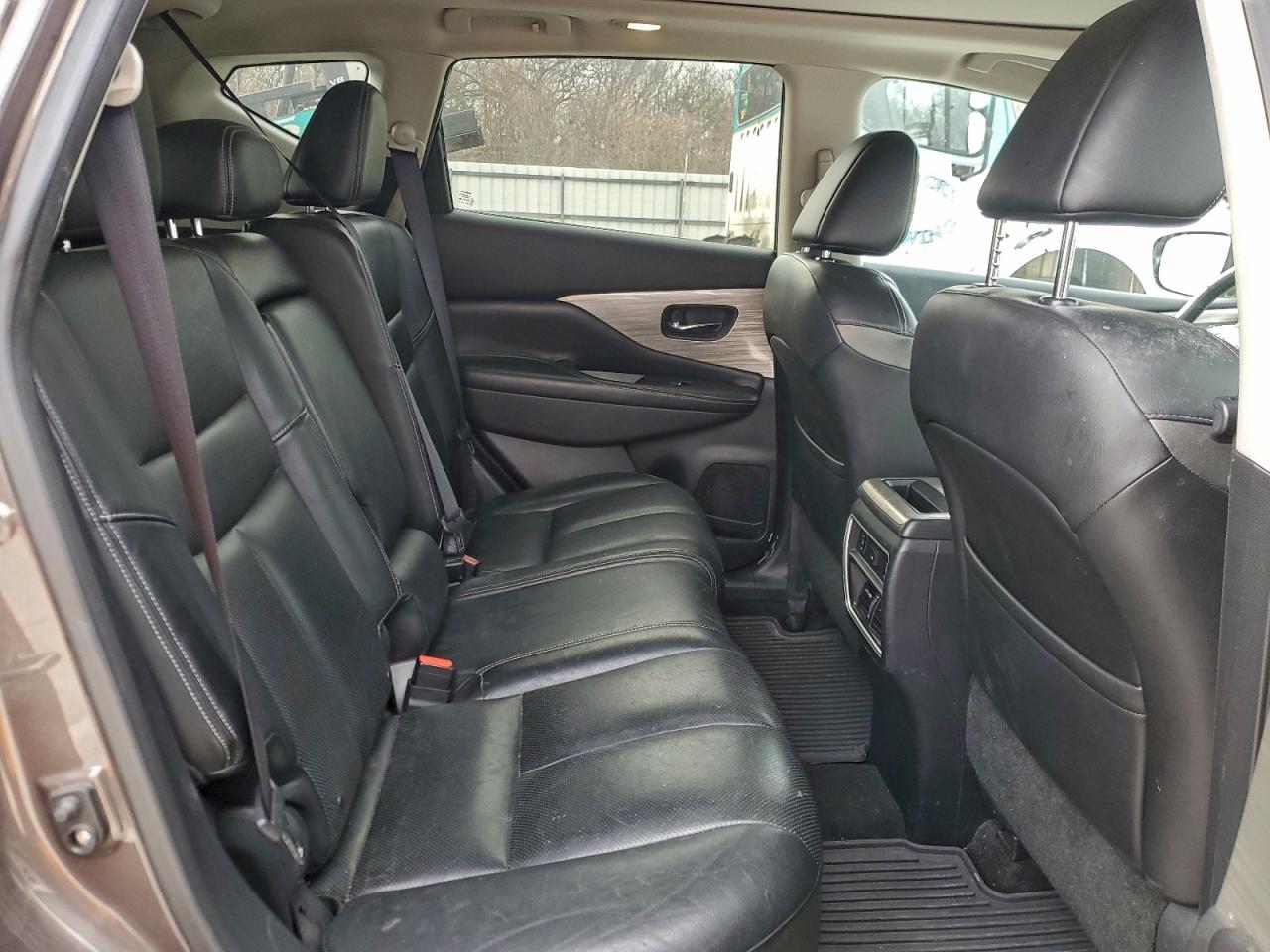 Nissan Murano S Image 9