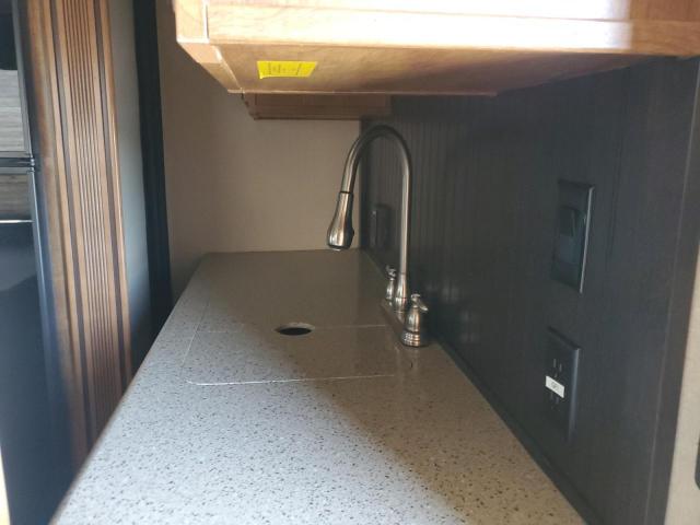 Coachmen Camper Image 2