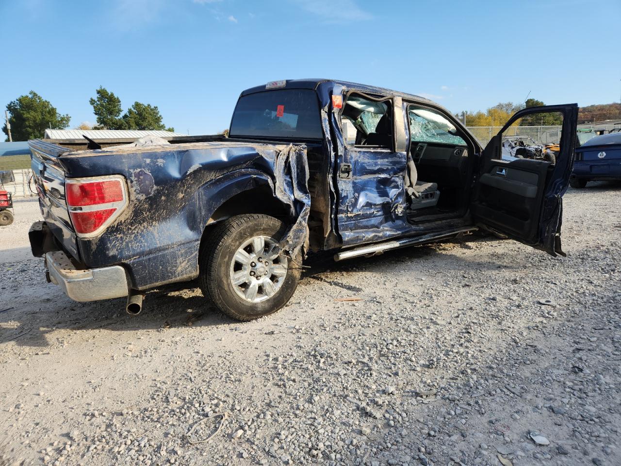 Ford F-150 Supercrew Image 4