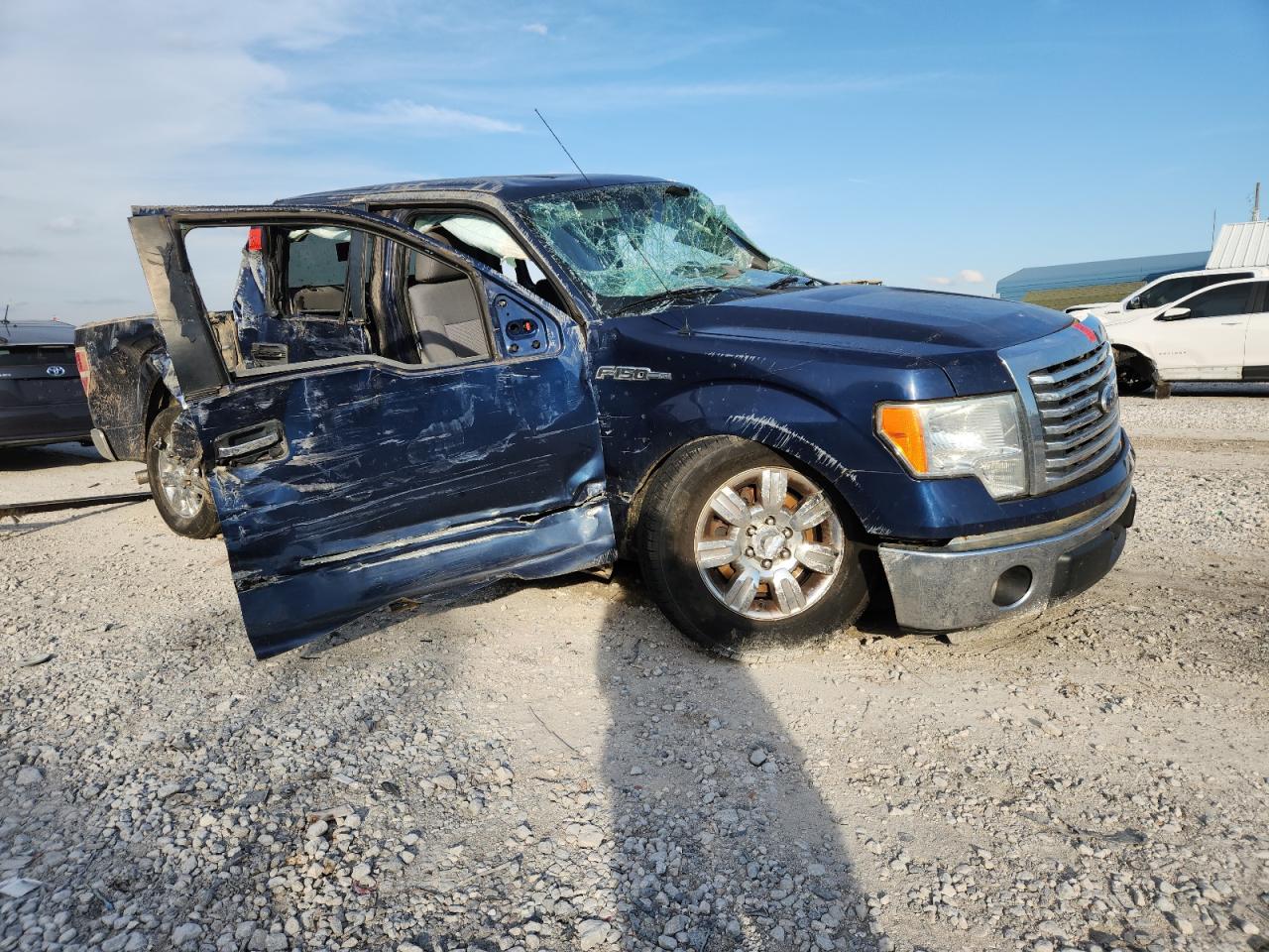 Ford F-150 Supercrew Image 2