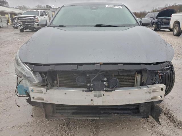 Nissan Altima Sl Image 4