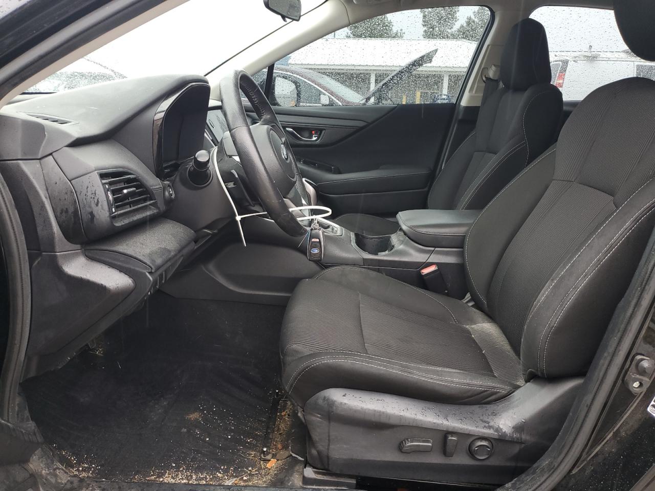 Subaru Legacy Premium Image 6