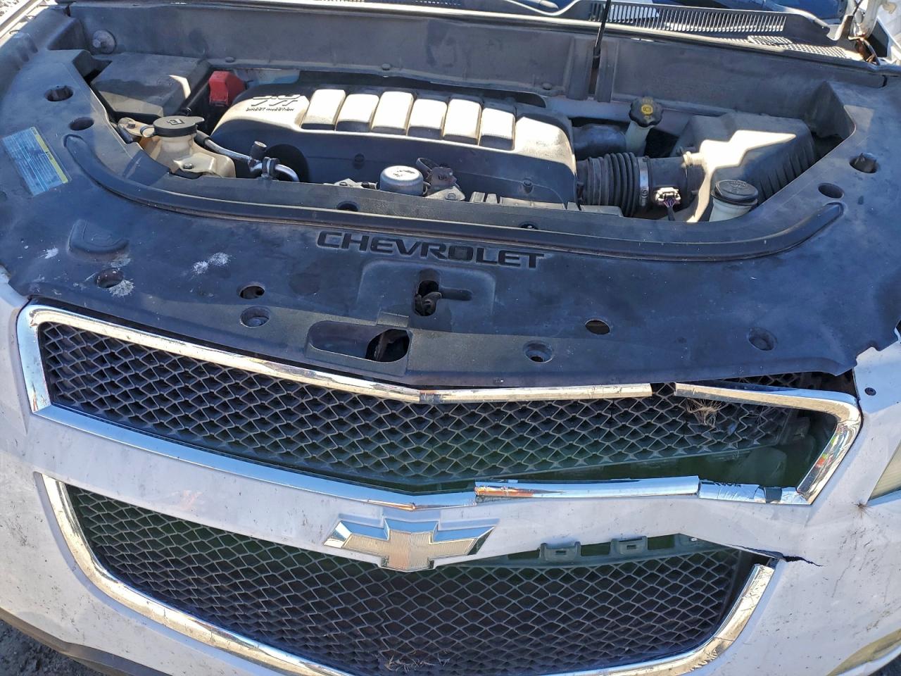 Chevrolet Traverse Ls Image 12