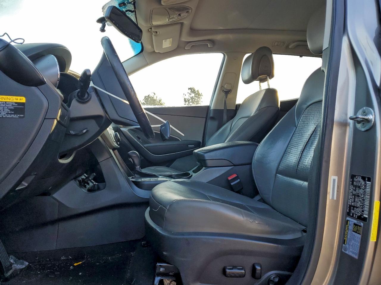 Hyundai SANTA FE Image 3