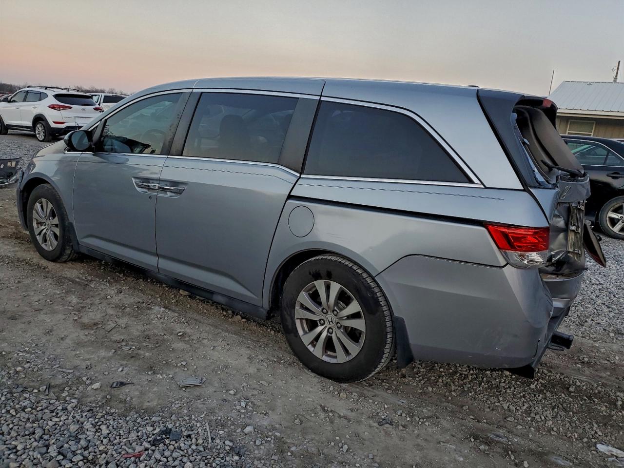 Honda Odyssey Exl Image 3