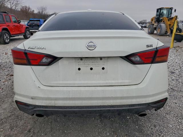 Nissan Altima Sr Image 4