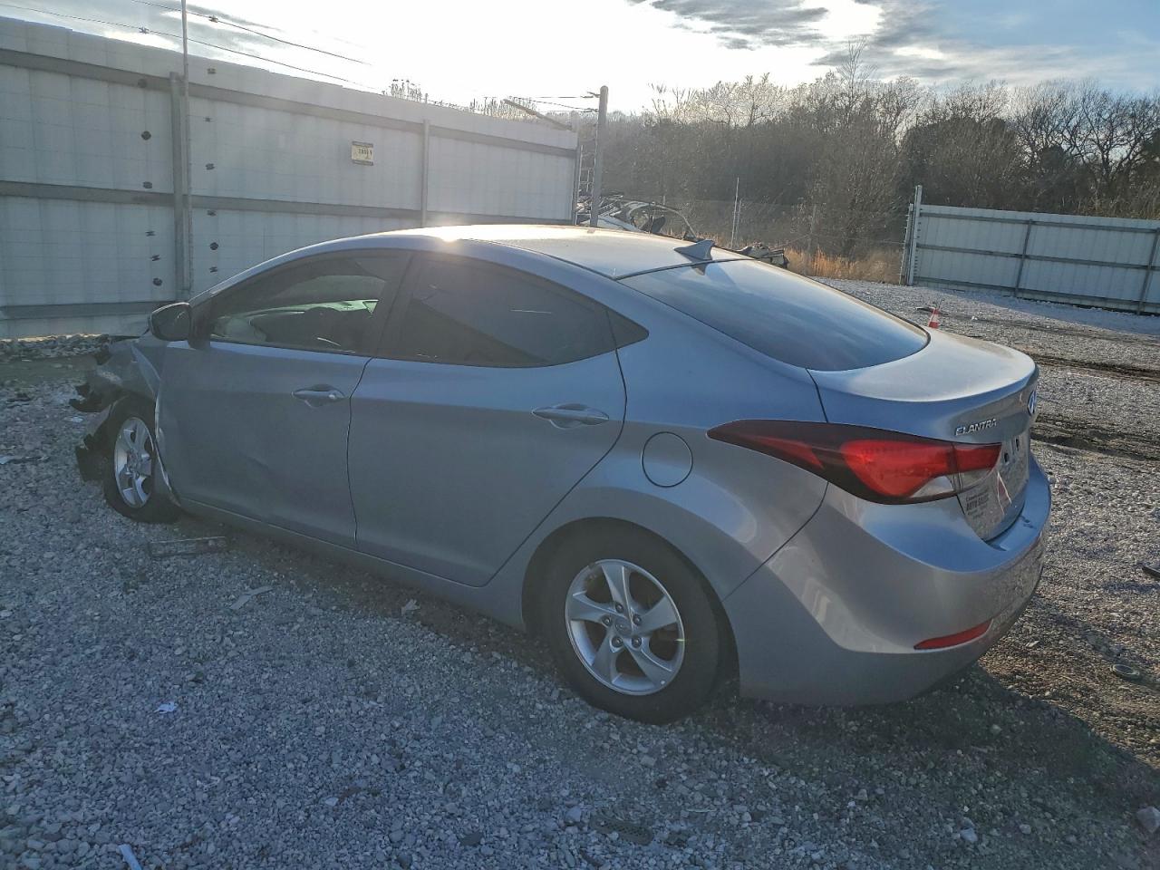 Hyundai ELANTRA Se Image 2