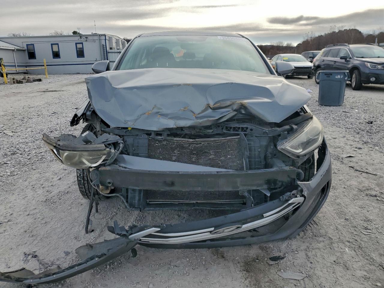 Hyundai ELANTRA Sel Image 11