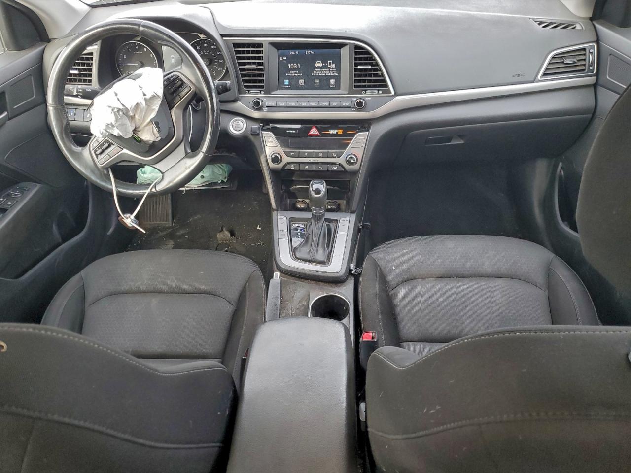 Hyundai ELANTRA Sel Image 10