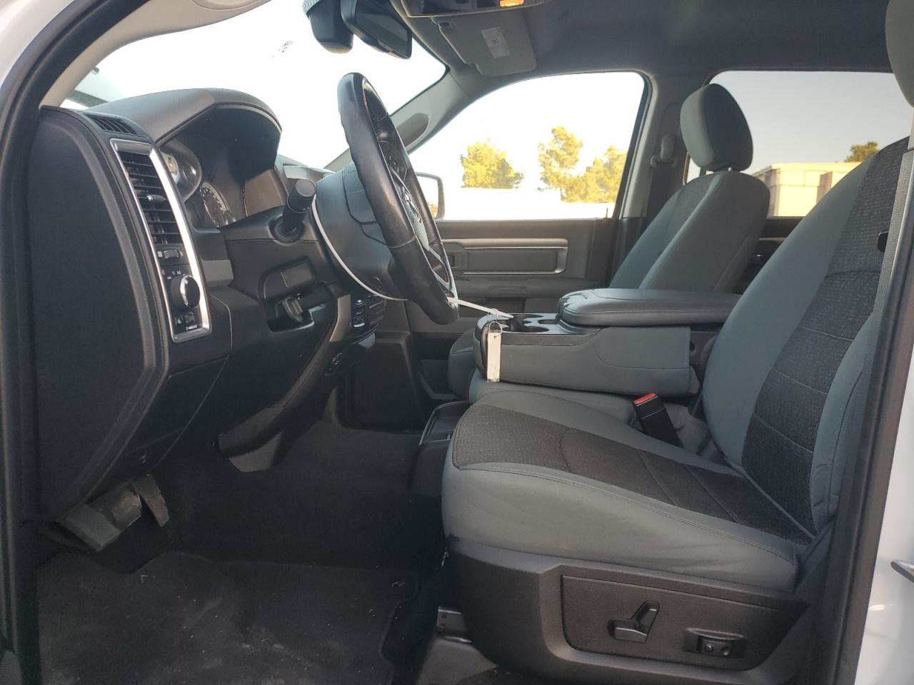 Ram 1500 Slt Image 8