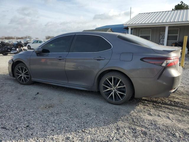 Toyota Camry Se Image 4